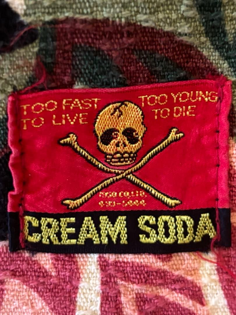 ピンクドラゴン クリームソーダ90’sカーテン