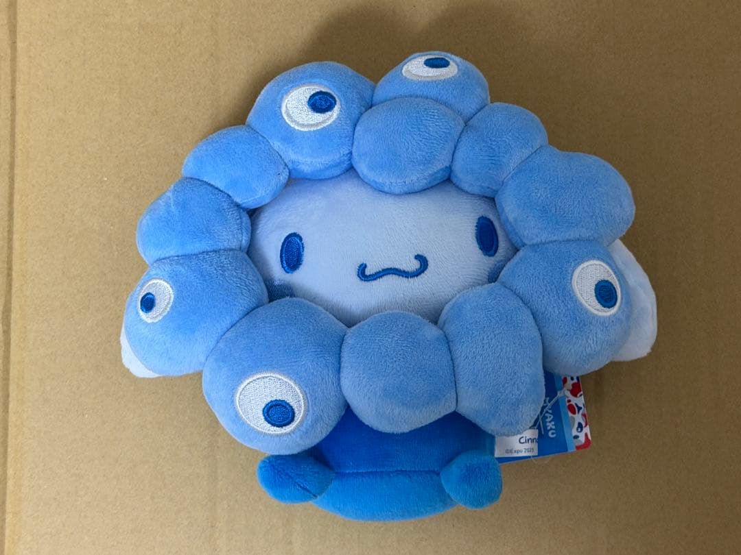 推しカラー サンリオ シナモロール ミャクミャク なりきりぬいぐるみ M