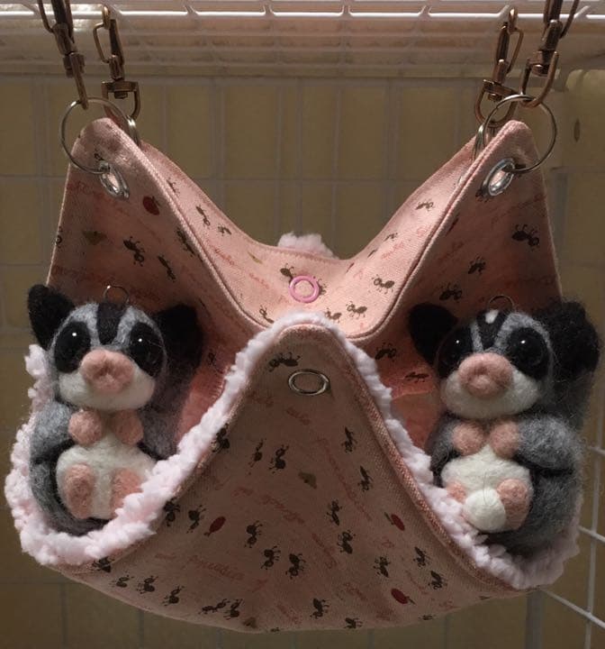 モモンガハウス(あり・りんご柄)  ボアピンク  2050円