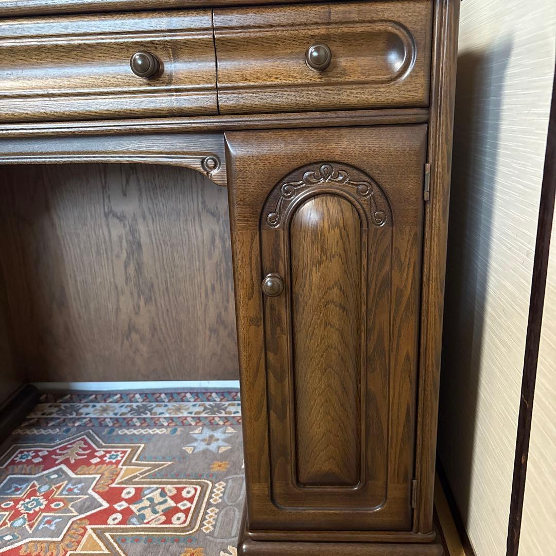 高級ドレッサー収納力あり