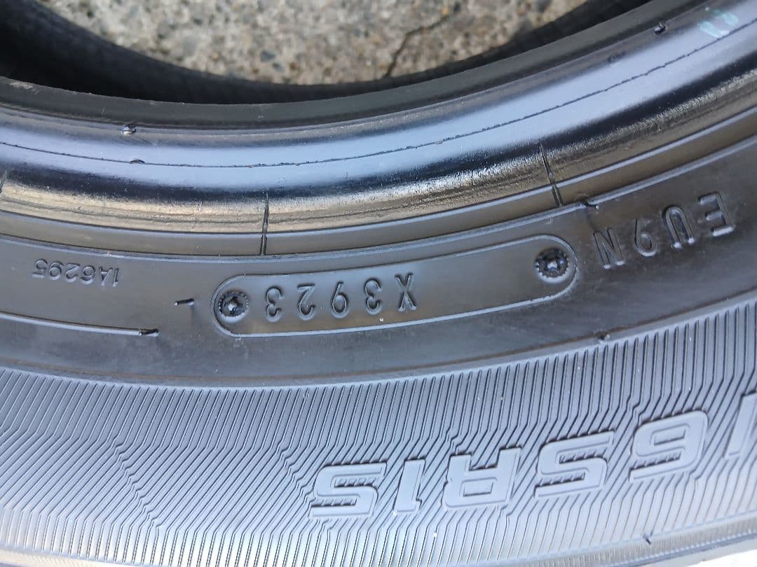 ②GOOD YEAR Efficient grip 195/65R15　2本