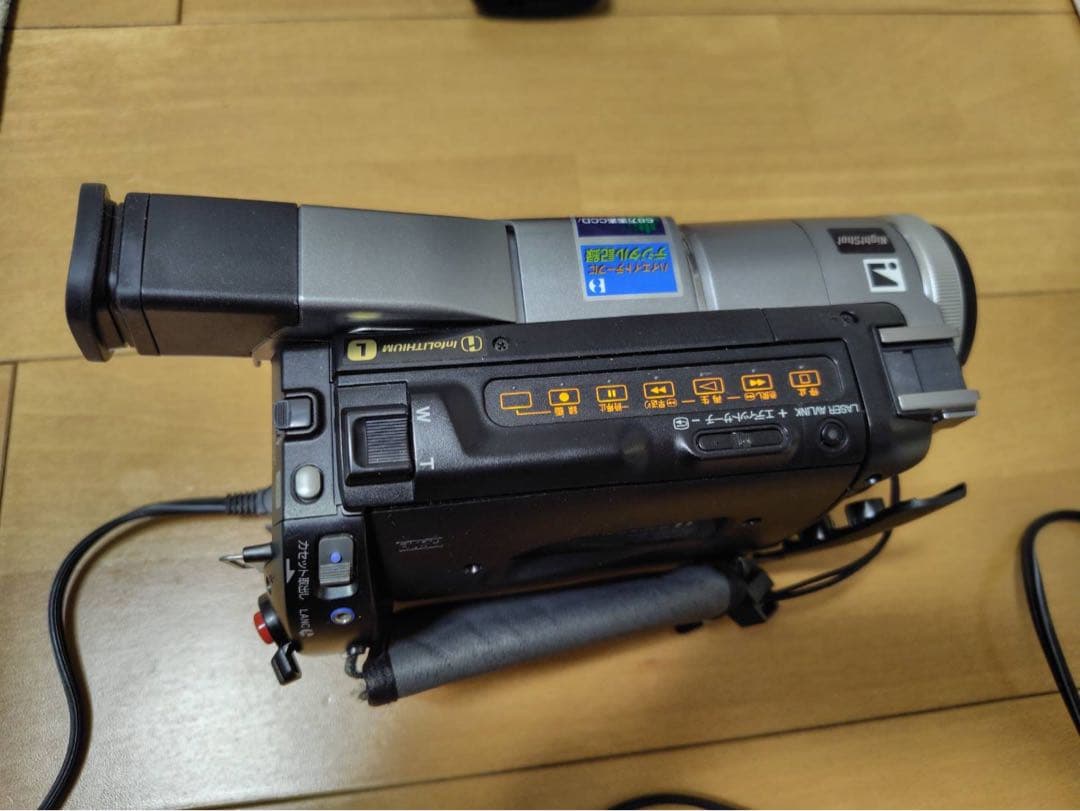 ビデオカメラ SONY DCR-TRV310K