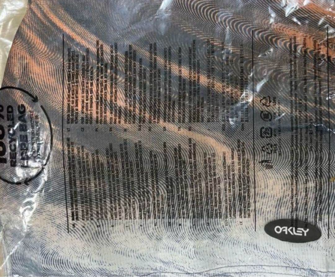 オークリー メンズサーフパンツ　OAKLEY フィジーク 新品未使用　水着