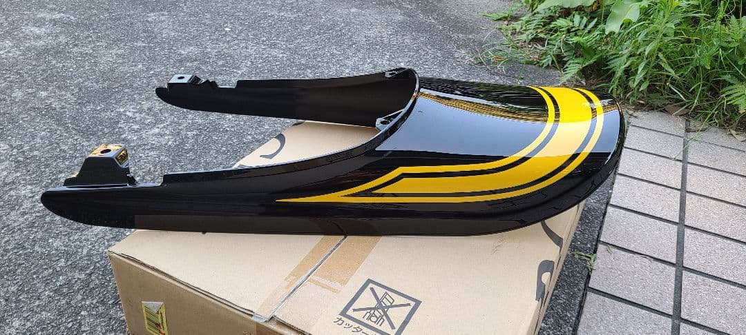 Z900RS　SE　タンク、ロングテール、フェンダーレス、グラブバー　セット販売