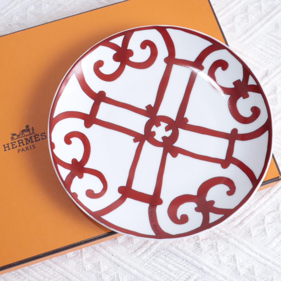 エルメス HERMES ガダルキヴィール プレート レッド　お皿　サークル