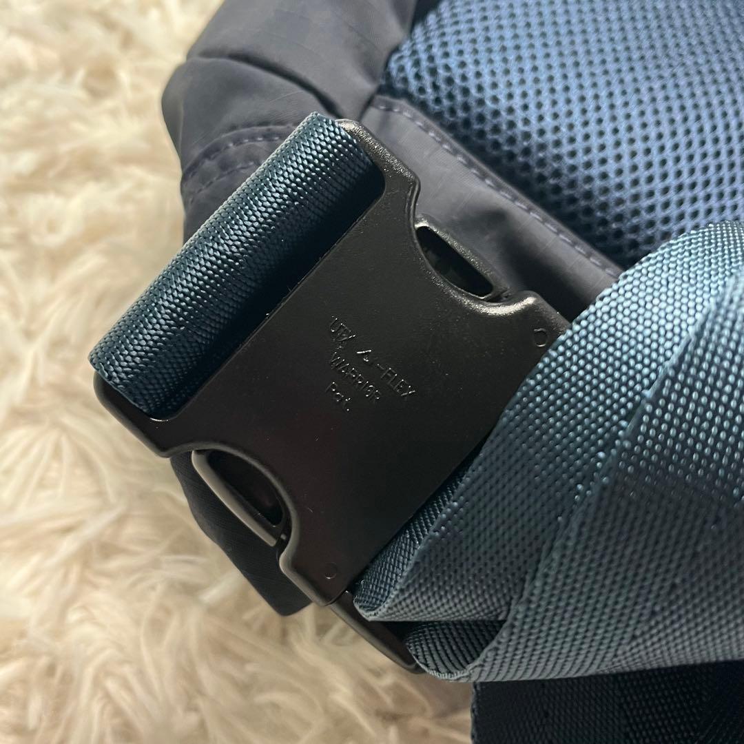 BRIEFING MODULEWARE MASTER POD MW 定価2.4万