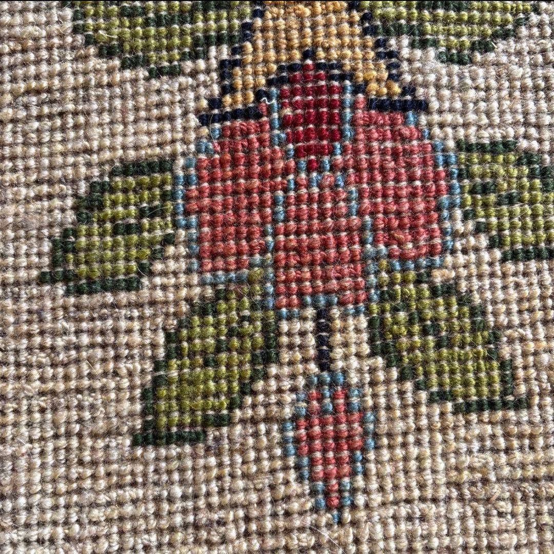 極厚2.5cm！手織りギャッベ 円形チェアパッド 40×40cm 花柄 フカフカ