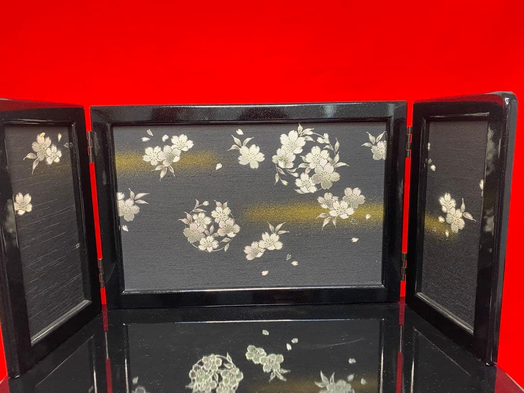 伊達政宗　五月人形　シルバー兜飾り収納セット　正絹糸　アウトレット