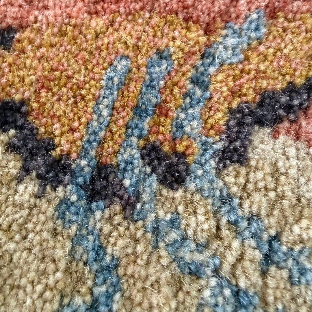 チベタンラグ　タイガーラグ　一畳よりひとまわり小さいです