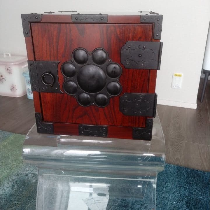 熊野堂 仙台箪笥 鍵付き 漆塗り 船箪笥 美品です。 希少