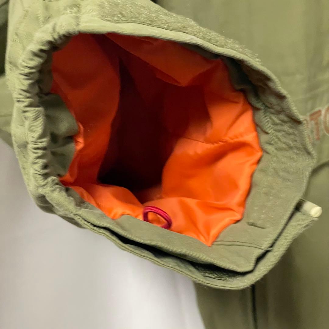 【早い者勝ち】BURTON バートン スノーボードウェア M 防寒着