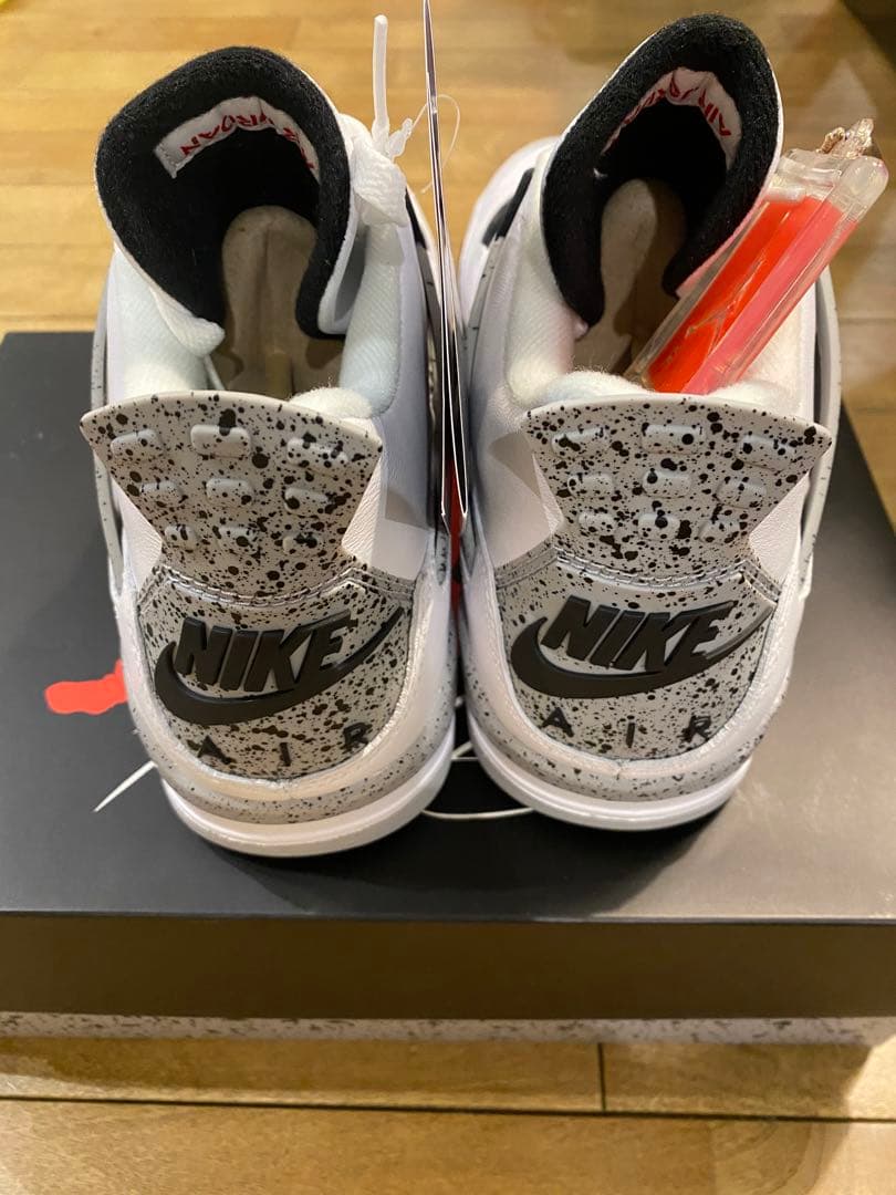 AIR JORDAN 4 RETRO OG ホワイト セメントNIKE 9.5
