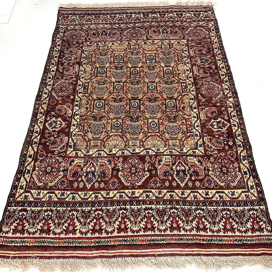 アフガニスタン絨毯　レア柄　手織り　ペルシャ　パキスタン
