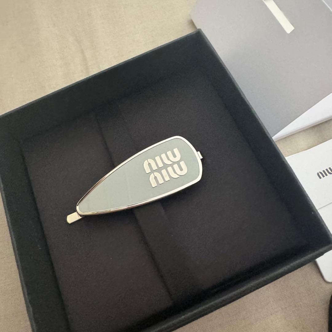 miumiu ヘアピン 正規品