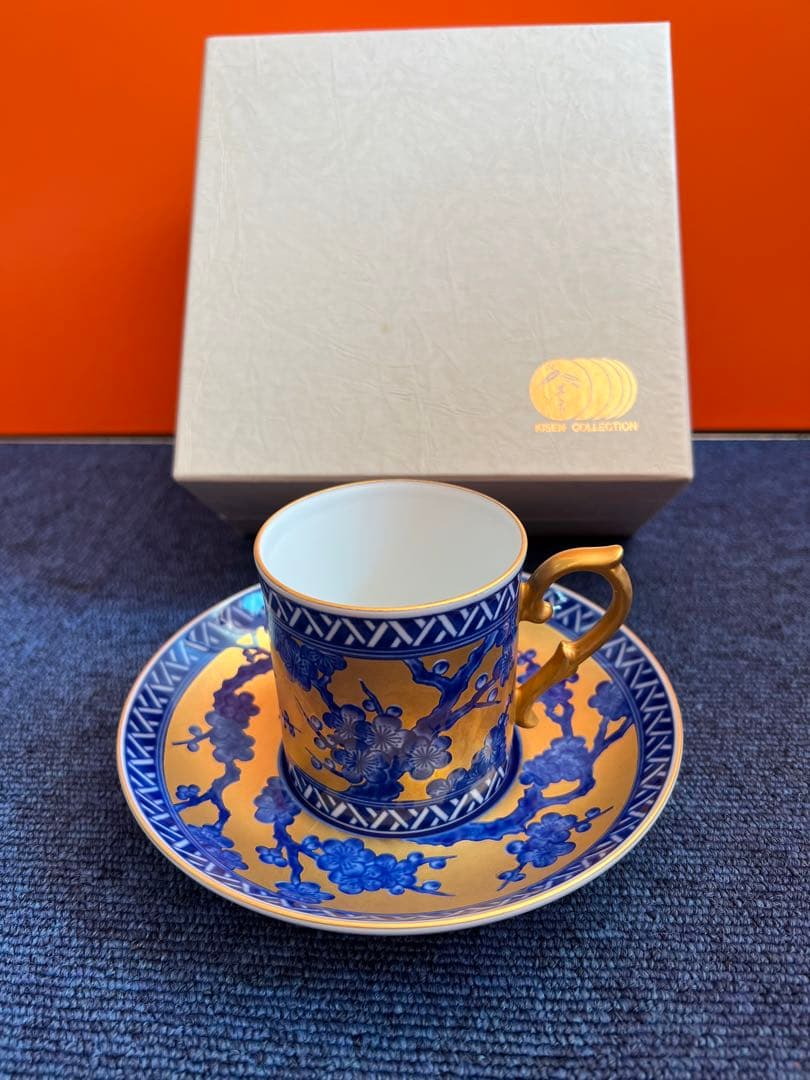 1253  【希少】 其泉　極錦金欄手　金彩松絵　金彩梅絵　珈琲碗皿