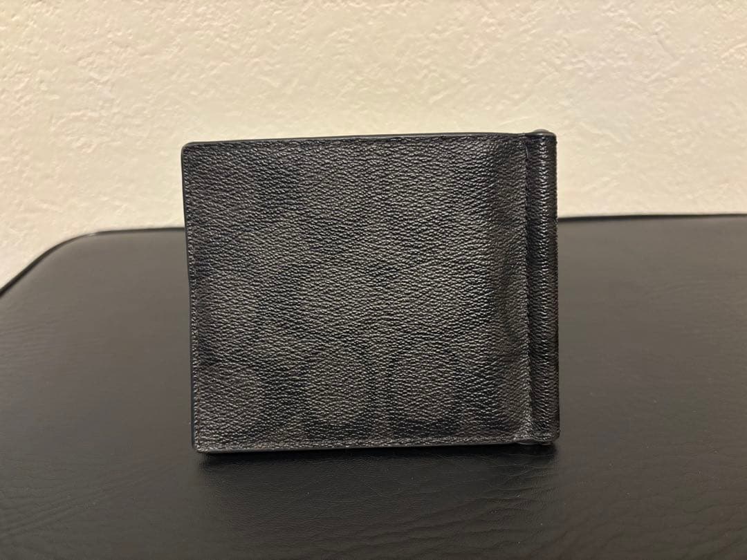 【COACH】メンズ 二つ折り財布 マネークリップ 小銭入れ付　値下げしました。