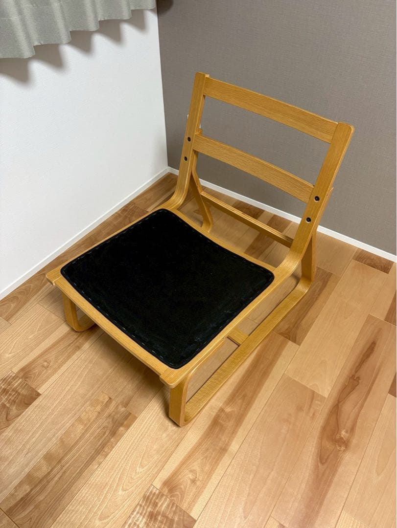 【大阪府】無印良品　リビングでもダイニングでもつかえるテーブルチェア