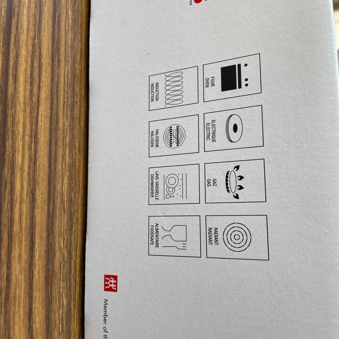 新品　staub ストウブ 「 ピコ ココット オーバル ブラック23cm 」