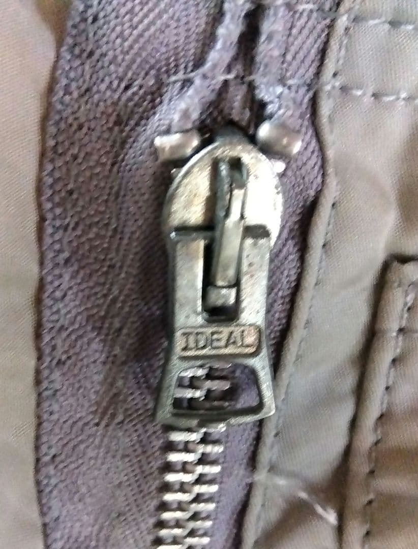 ぱ*な様 80s−90s ALPHA MA-1 IDEALジップ　USA製