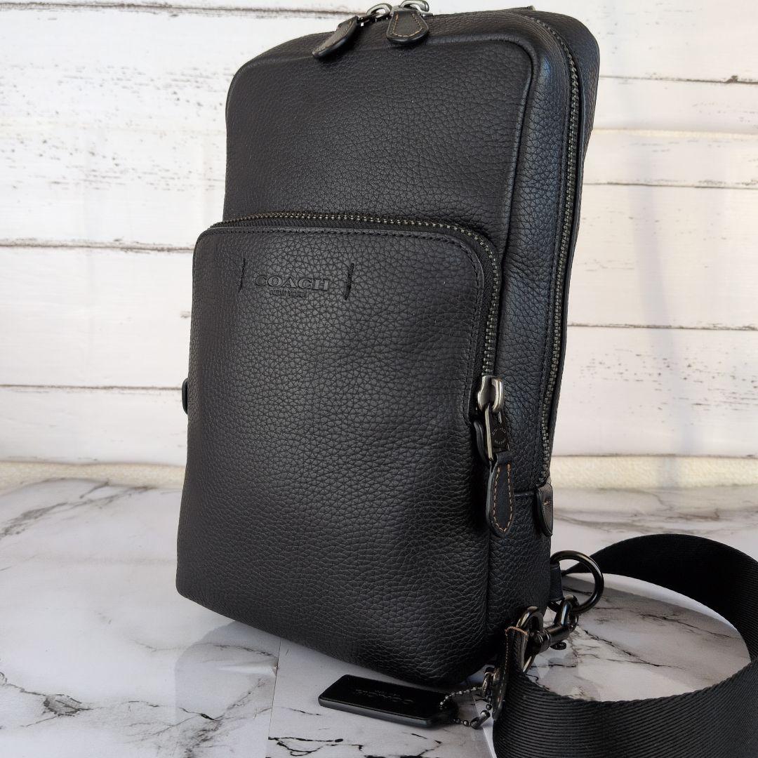 【未使用級】コーチ☆現行　ゴッサム　シボ革　斜め掛け　ボディバッグ　C5331