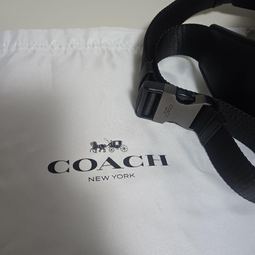 コーチ ボディバッグ 黒
