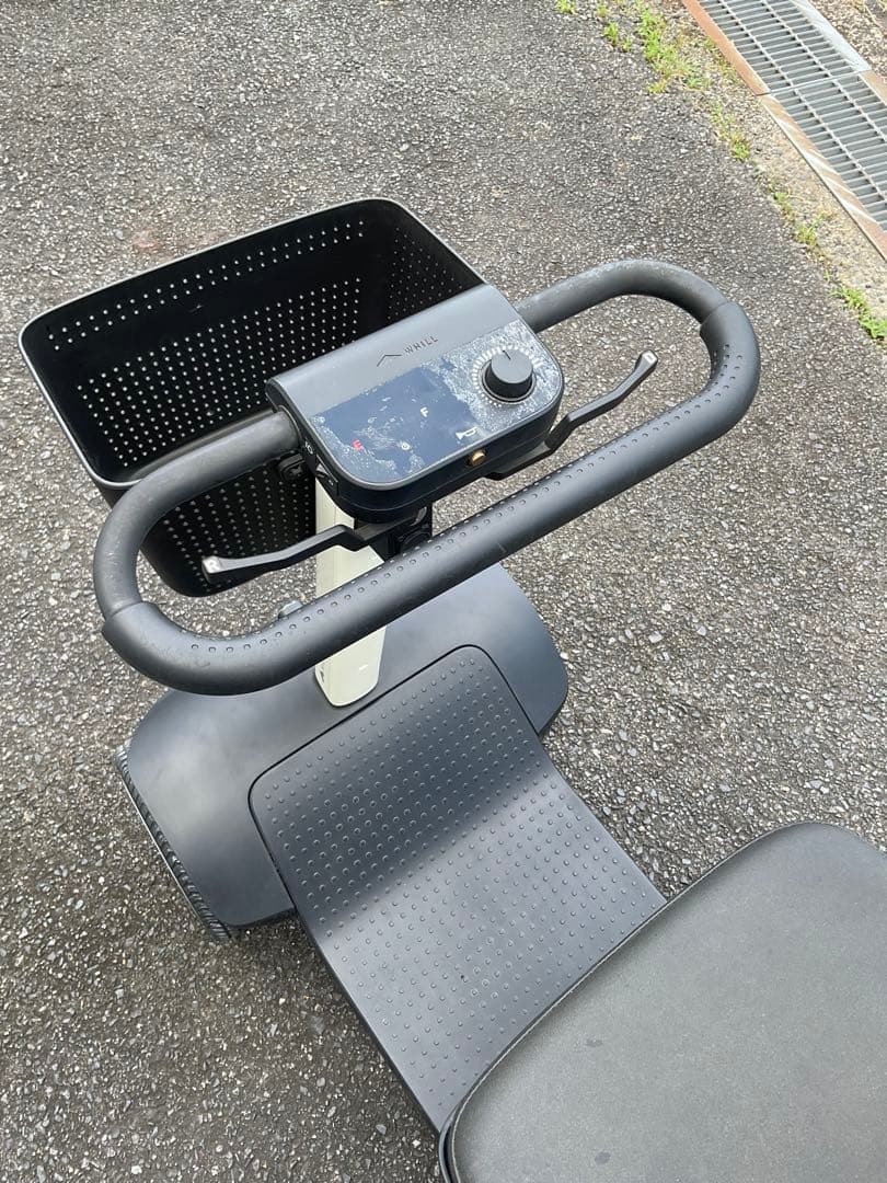 WHILL Model S シニアカー　セニアカー　電動車椅子