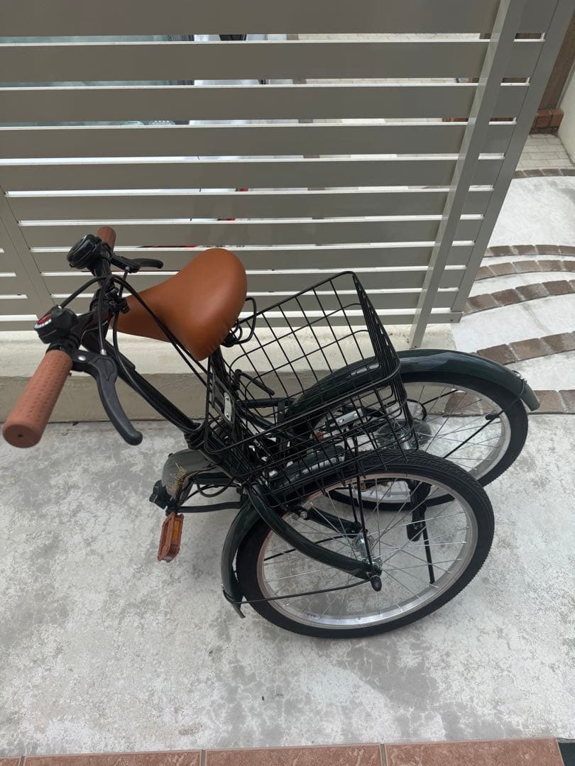 ギア付き折りたたみ自転車　ダークグリーン