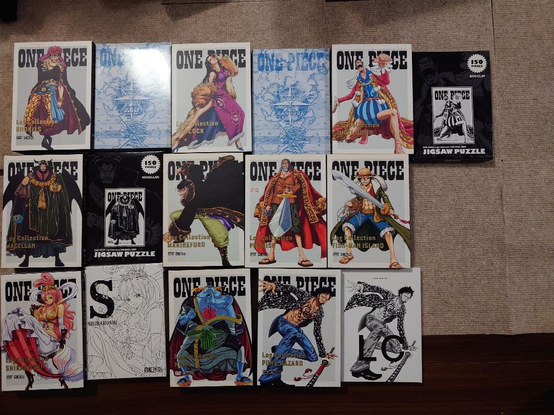 ONEPIECEログコレクション44本セット+FILMレッド+未開封のオマケ多数