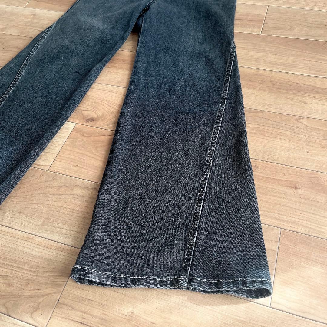 【美品】snidel スナイデル　ストレッチフレアデニムパンツ　ブラック　00