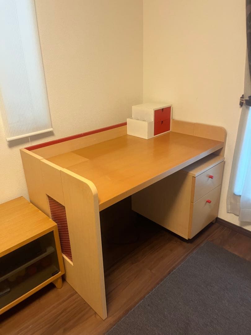 アクタスの勉強机