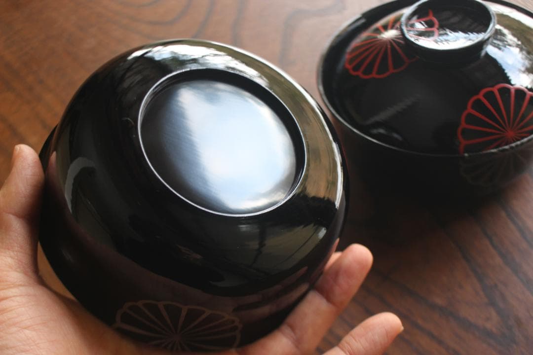 デッドストック！刷毛目黒漆に庸軒好み菊蒔絵の映える煮物椀2点（検京塗雑煮椀