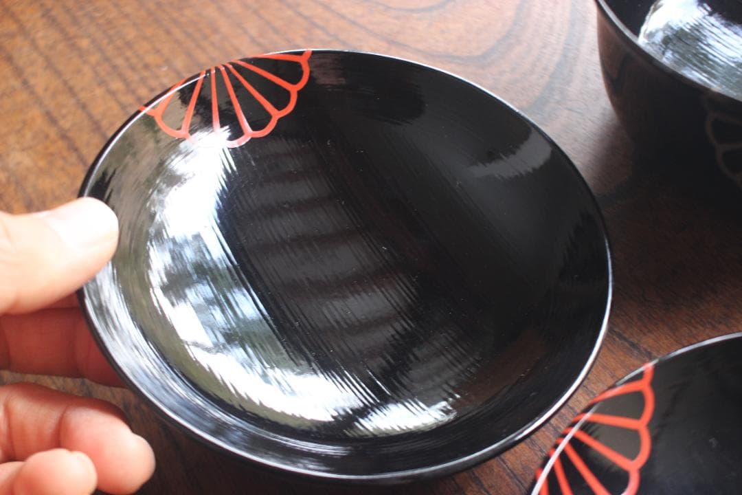 デッドストック！刷毛目黒漆に庸軒好み菊蒔絵の映える煮物椀2点（検京塗雑煮椀