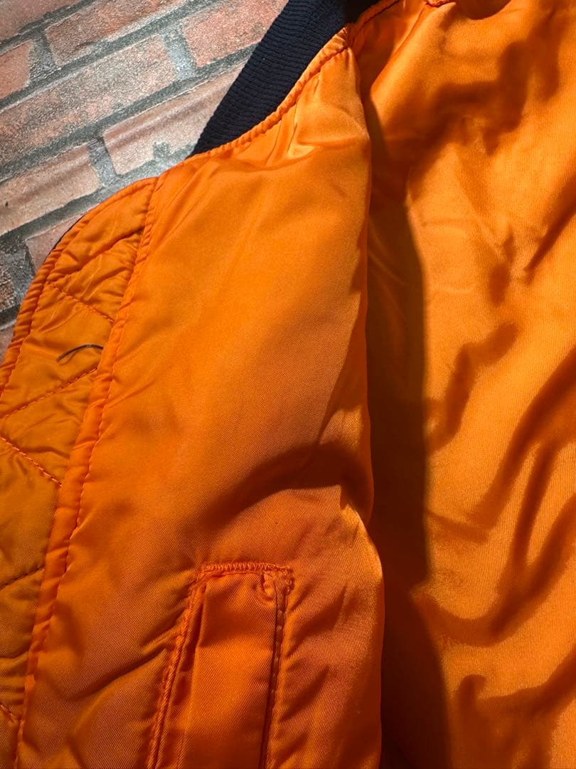 週末限定値下げALPHA 90s USA MA-1 L ネイビー