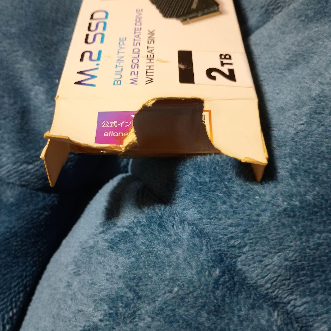 2TB M.2 NVMe SSD (ヒートシンク付き)