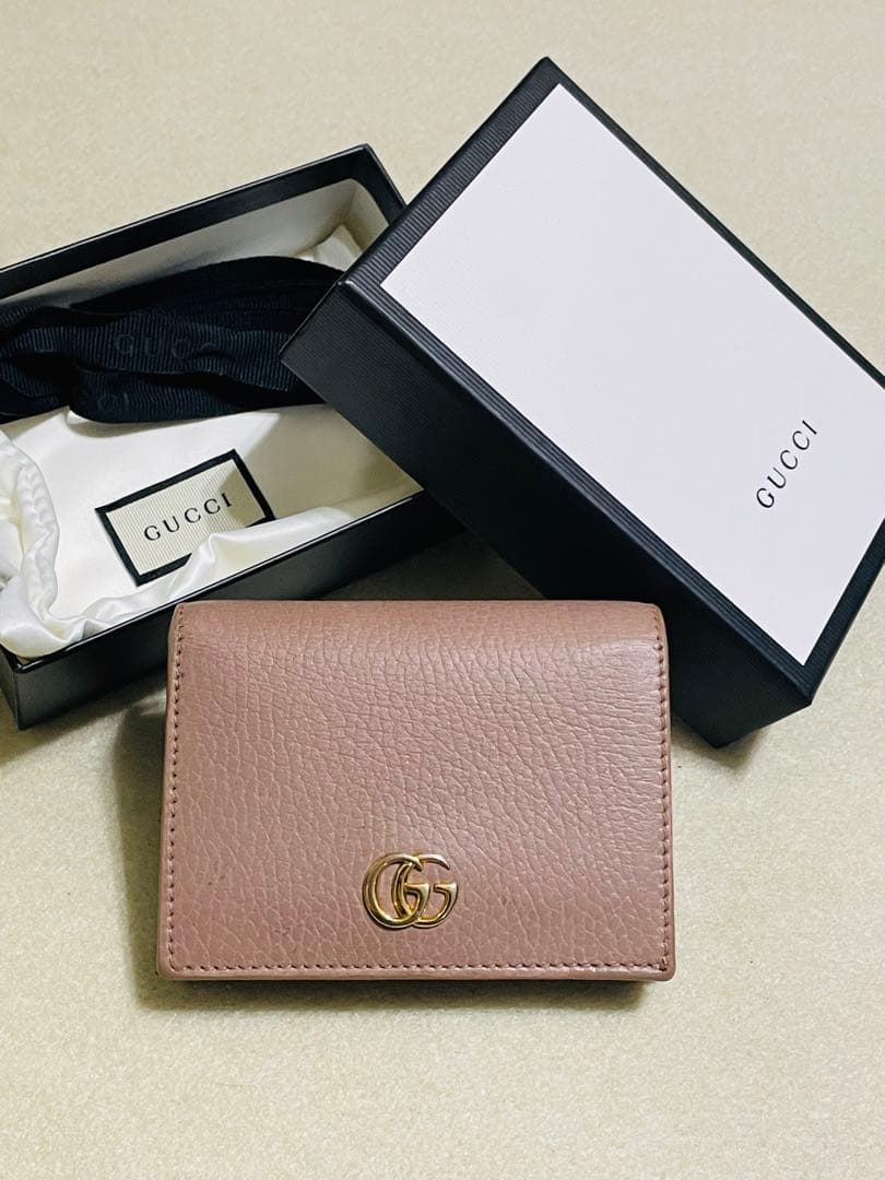 グッチ　マーモント　財布　GUCCI