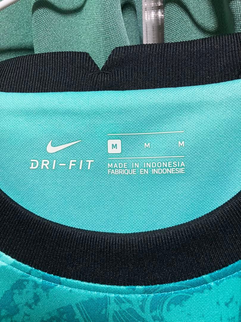 リヴァプール　ユニフォーム　カーティスジョーンズ