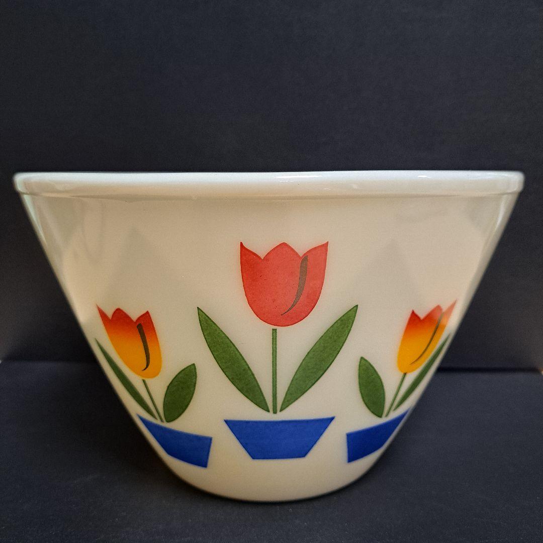 ファイヤーキング　Fire King　ミキシングボウル　チューリップ　アイボリー