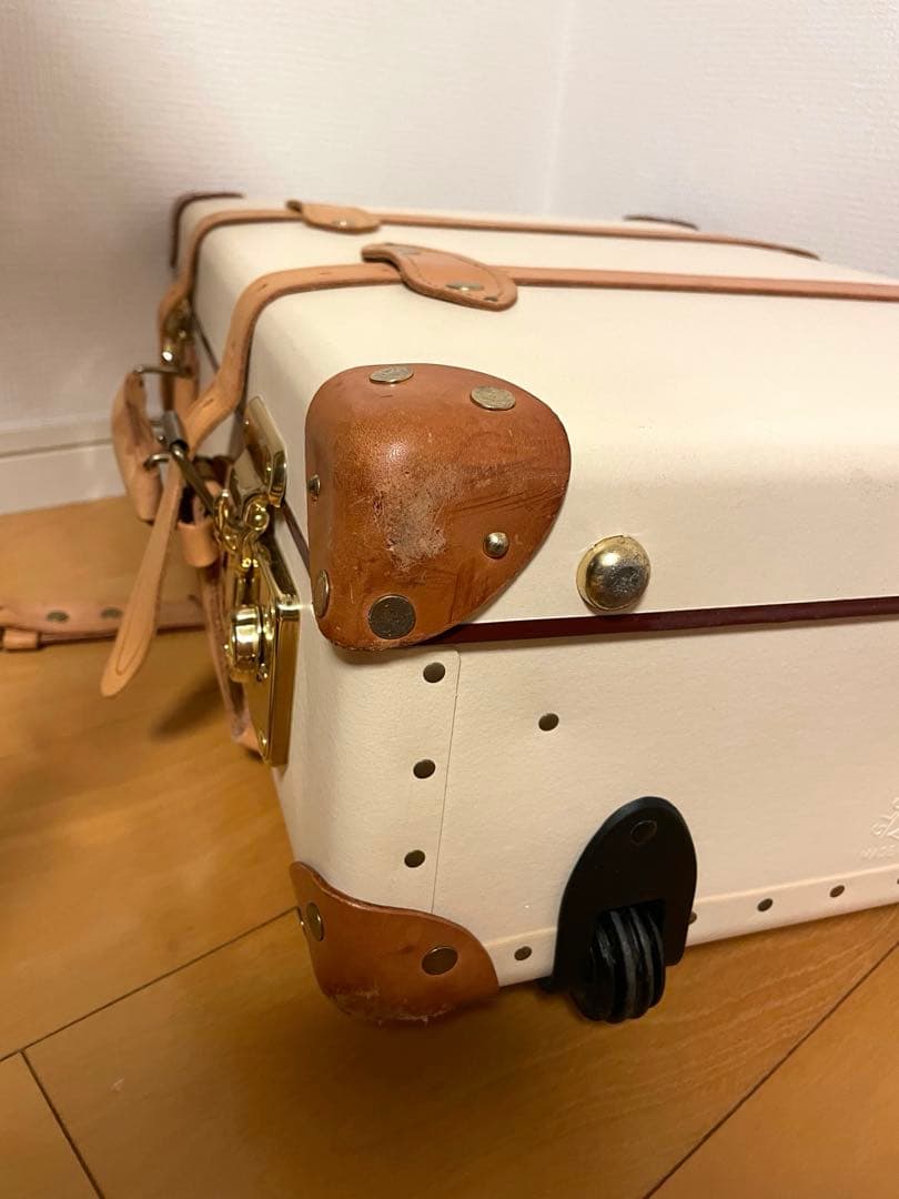 【鍵修理済】グローブトロッター サファリキャリーオン2輪 スーツケース 34L
