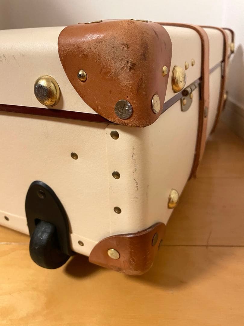 【鍵修理済】グローブトロッター サファリキャリーオン2輪 スーツケース 34L