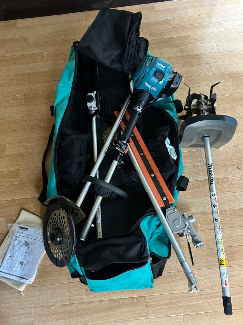 ゆ*l様 マキタ MEX2650LHM 芝刈り機 付属品あり