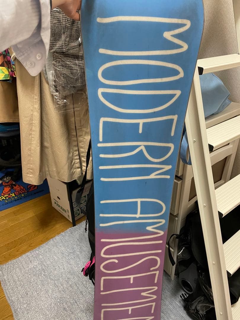 スノーボードとブーツとビンディングの3セット