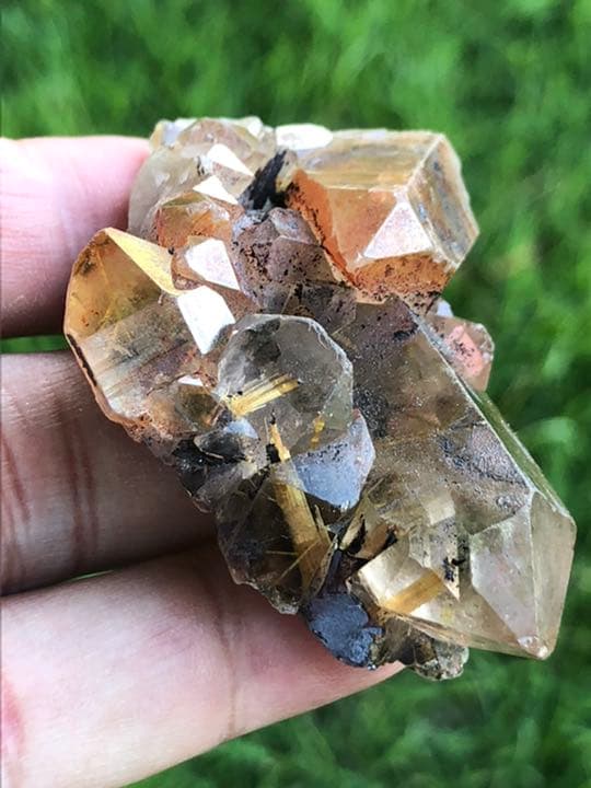 【匿名発送】ブラジル産　ゴールドルチル、ゴールデンヒーラー原石