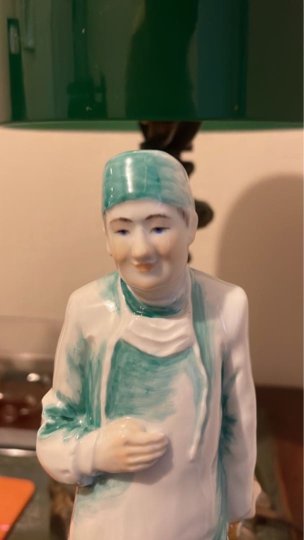 ドクター人形　外科医　マイセン人形