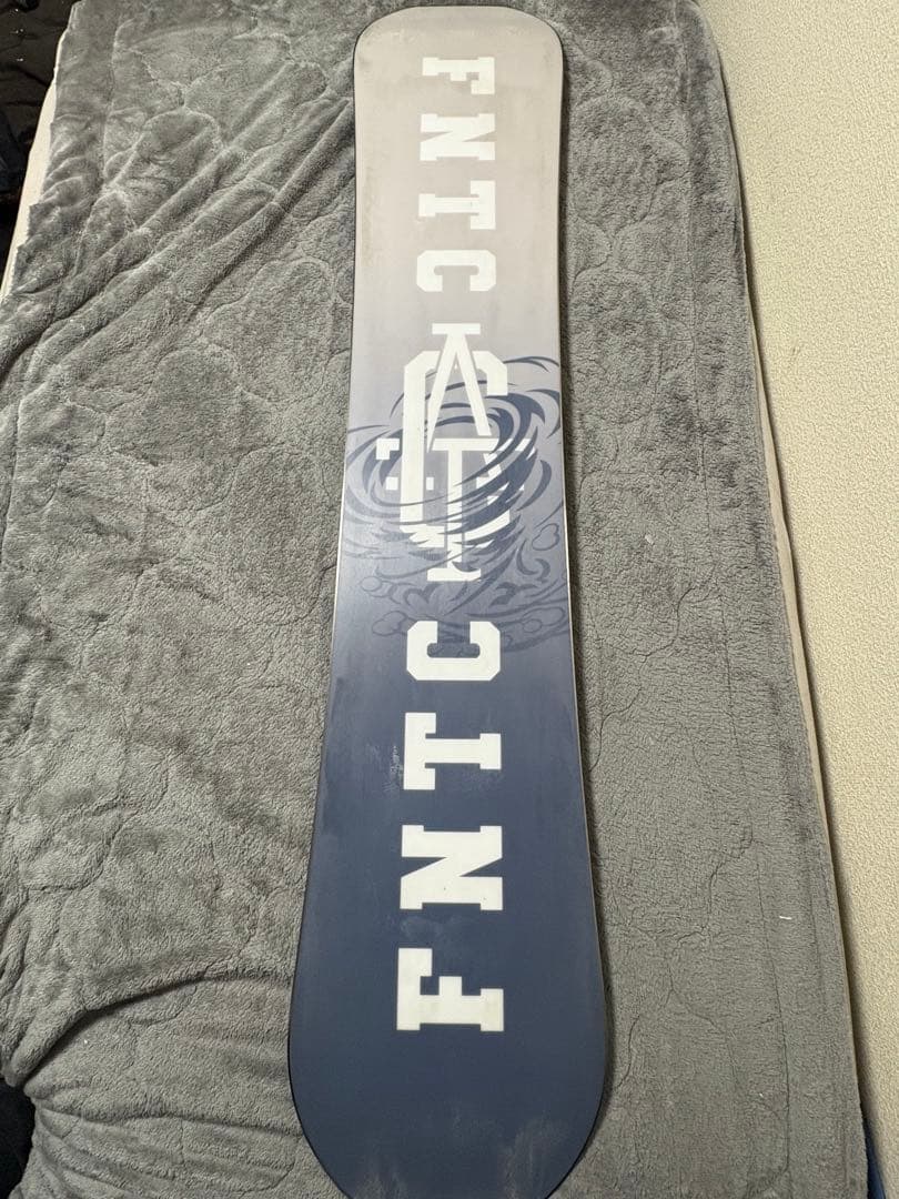 24-25 FNTC CAT グラトリ ジブ スノーボード 板 メンズ