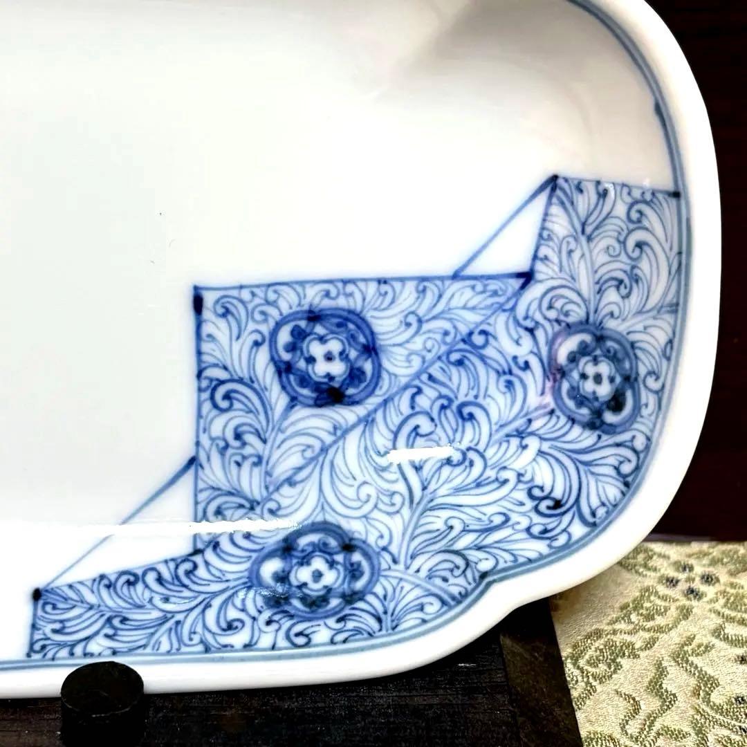 中古美品✨九谷焼 宮内庁御用達 長左窯 青華祥瑞小紋 輪花長皿✨中皿 山本長左