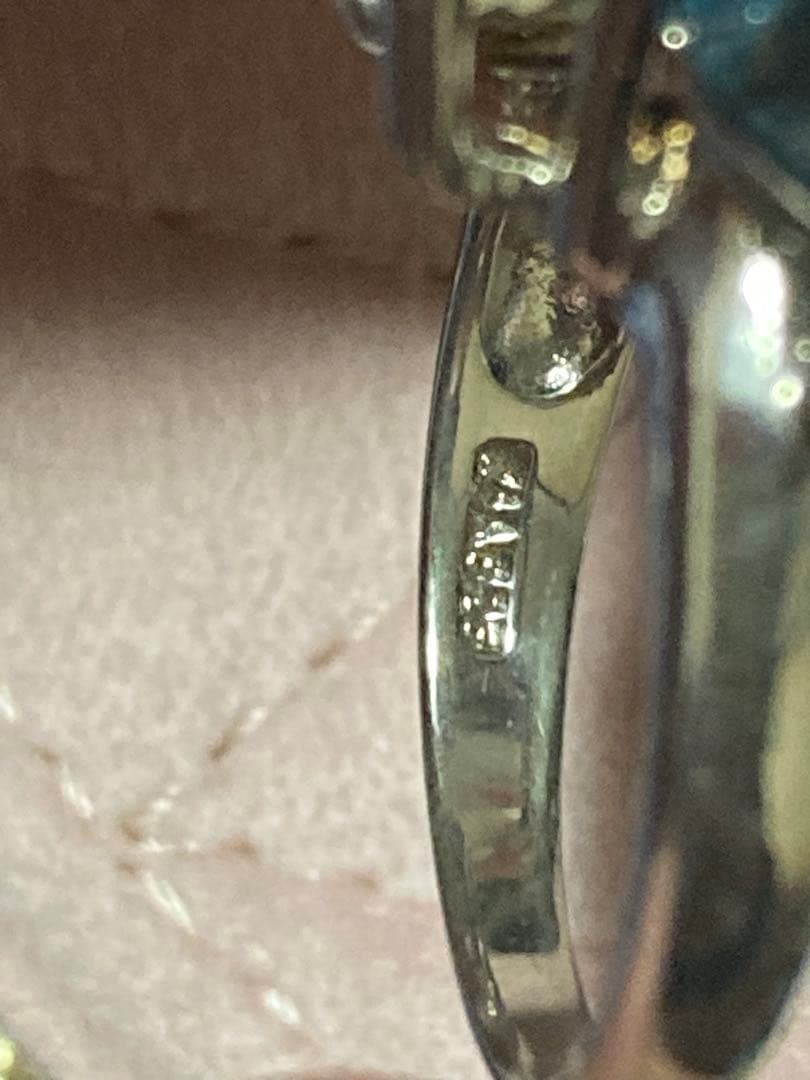 ト*ー様 【超爆安】ロンドンブルートパーズ ホワイトトパーズ？ リング 約22号