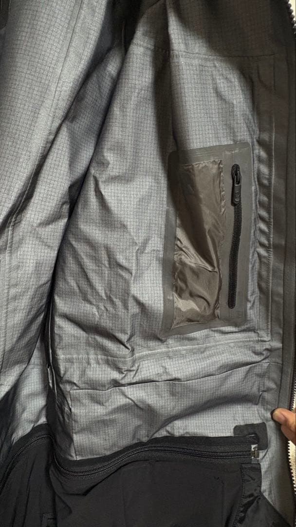 burton ak 3L hover jk Lサイズ