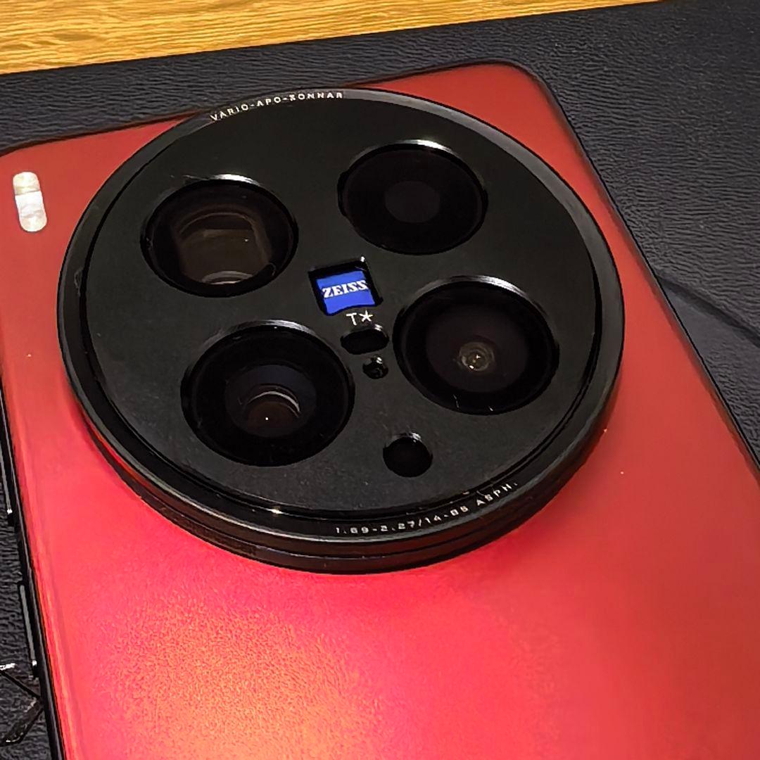 スマートフォン本体 Vivo X200 Ultra 16/512GB