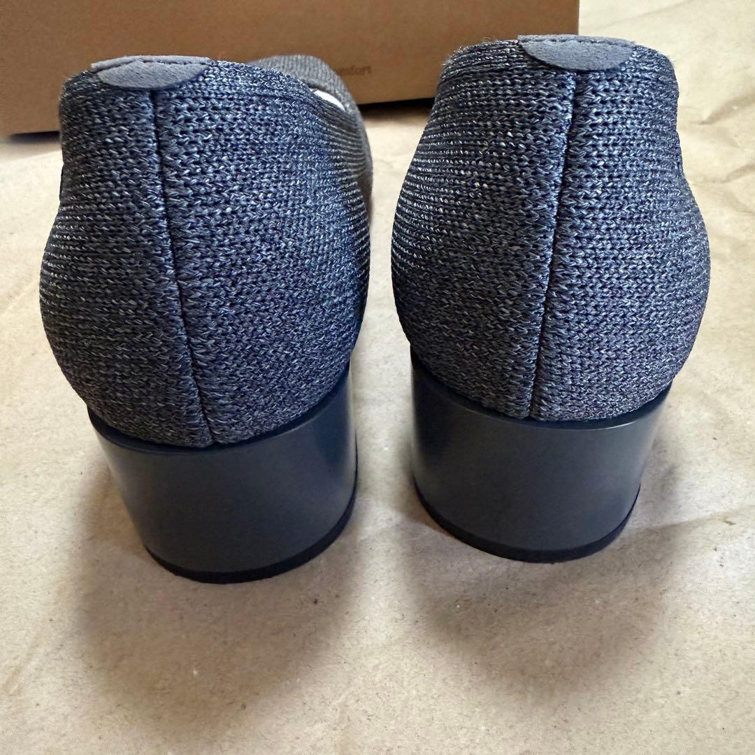 ほぼ新品　VIVAIA グレー　スクエアトゥ ストレスフリー ブロックヒール