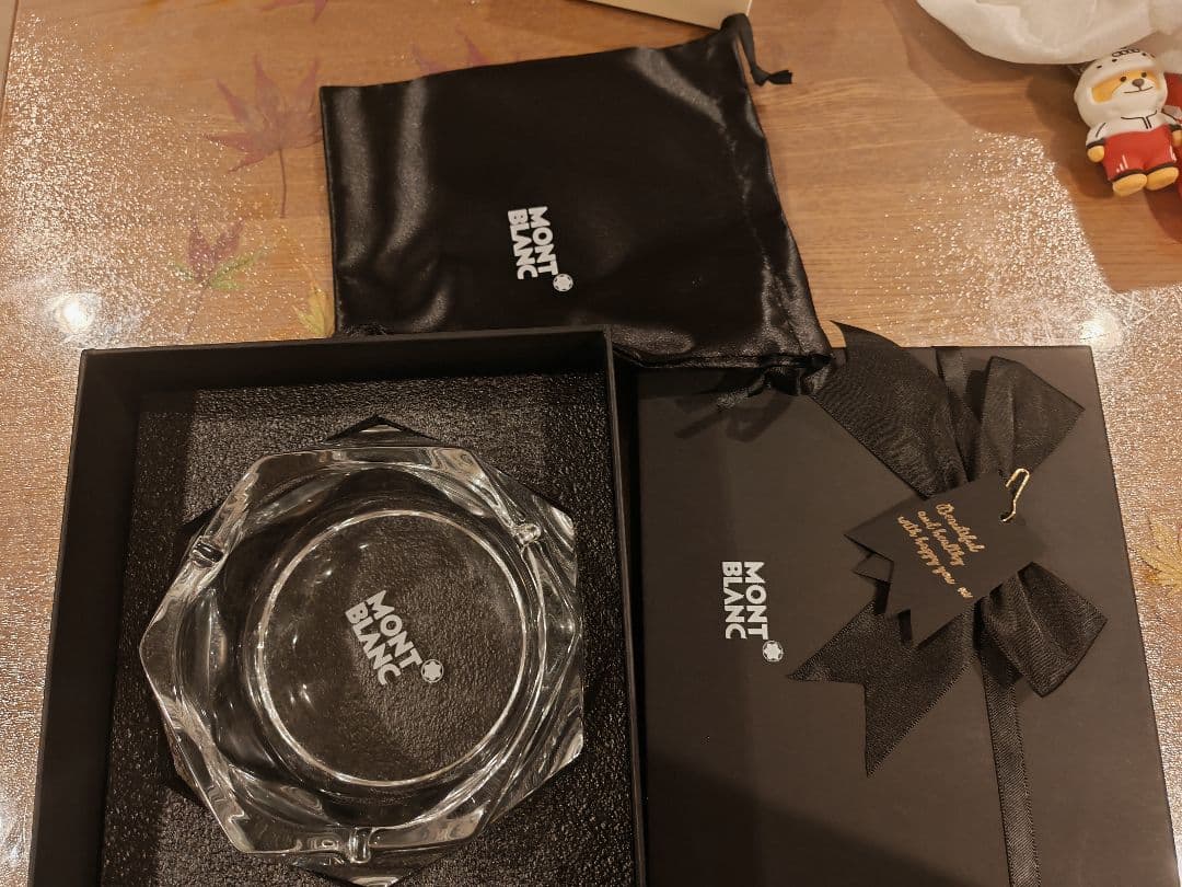 新品・未使用 MONTBLANC モンブラン クリスタル ガラス 灰皿 付属品完